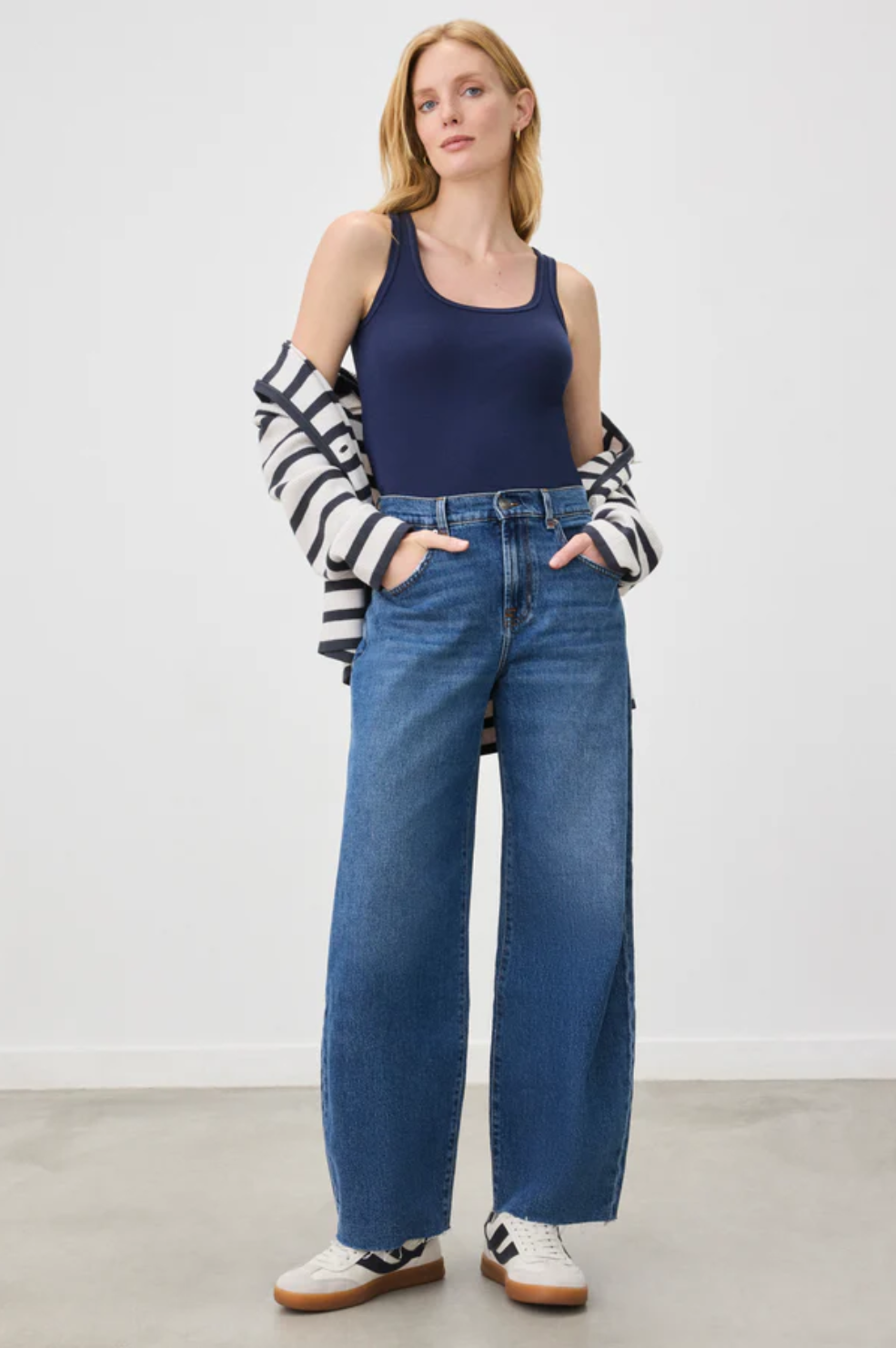 The Classic Tank - Navy